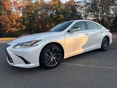 Used 2024 Lexus ES 350 w/ Premium Package