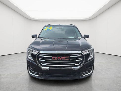 Used 2024 GMC Terrain SLT AWD/4WD image 2