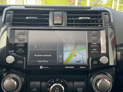 Used 2020 Toyota 4Runner TRD Off-Road Premium w/ Moonroof Package AWD/4WD image 21