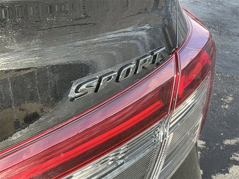 Used 2025 Honda Civic Sport image 7