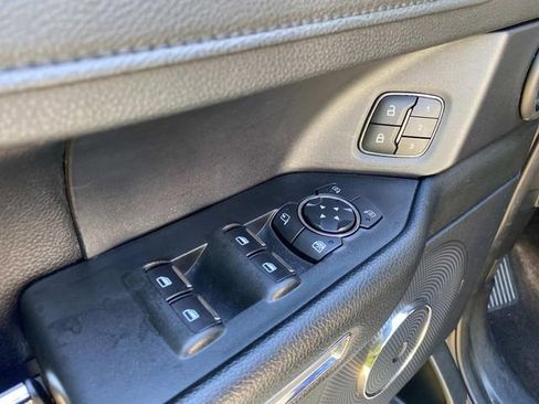 Used 2021 Ford Expedition XLT RWD image 14