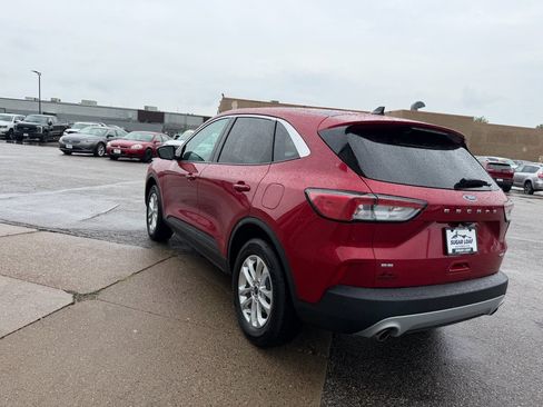 Used 2022 Ford Escape SE w/ Convenience Package AWD/4WD image 6