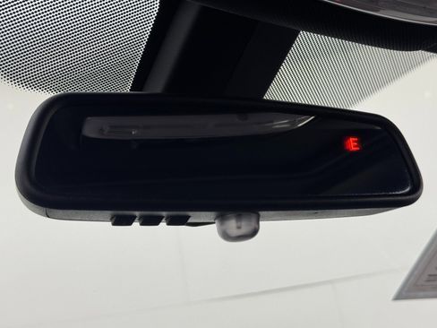 Used 2017 BMW 330e image 31