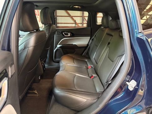Certified 2024 Jeep Compass Limited w/ Elite Group AWD/4WD image 18
