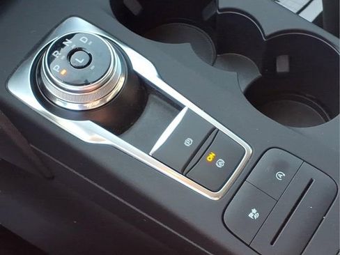 Used 2020 Ford Escape SEL FWD image 10