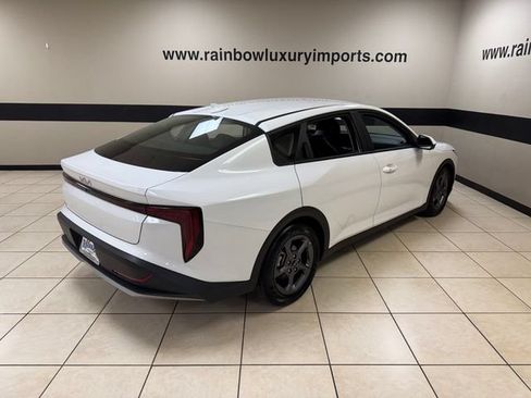 Used 2025 Kia K4 FWD image 6