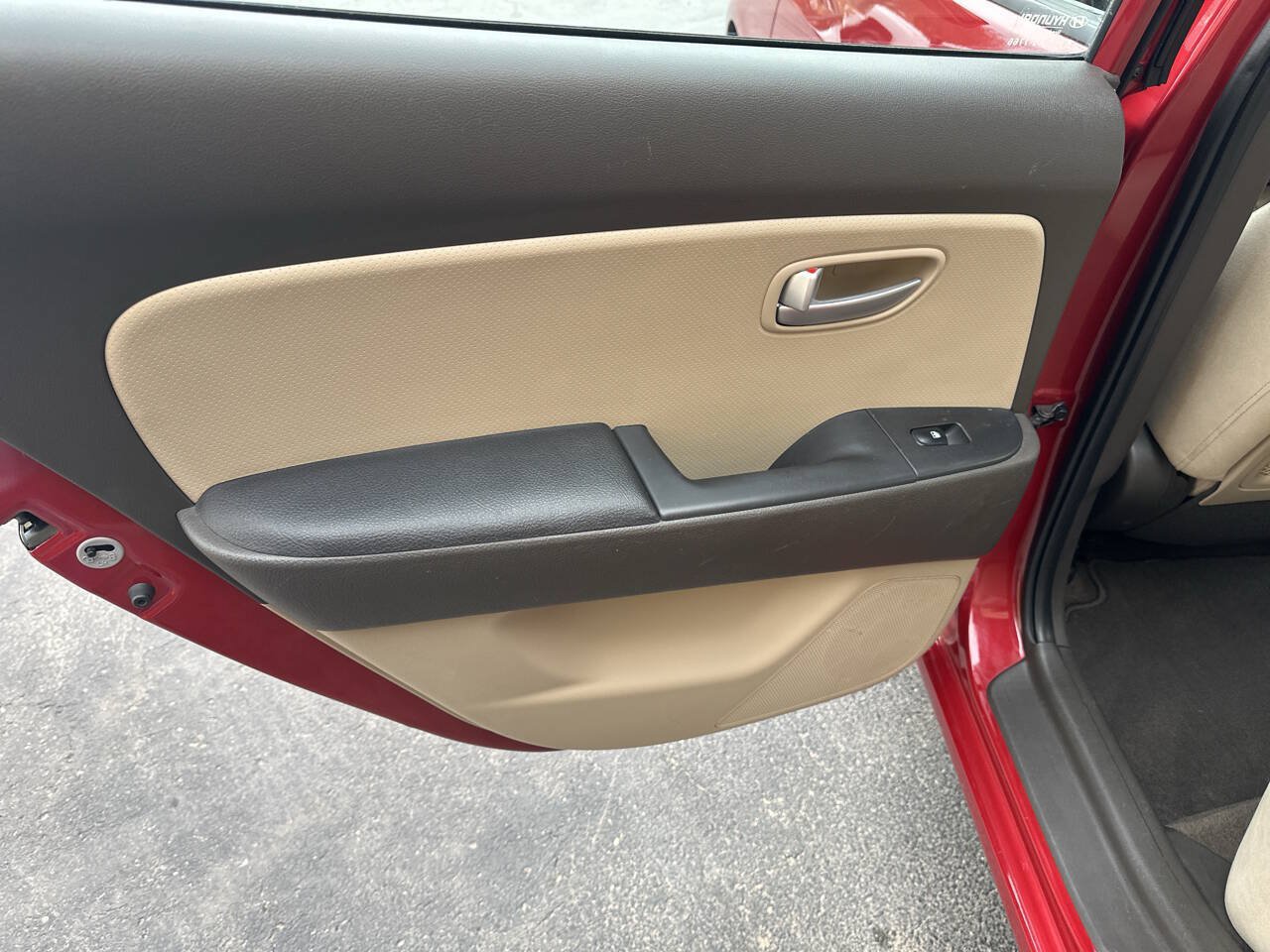 Used 2008 Hyundai Elantra GLS FWD image 8