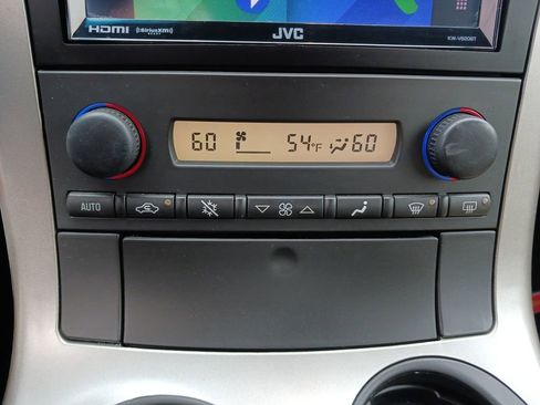 Used 2005 Chevrolet Corvette Coupe w/ Preferred Equipment Group image 21