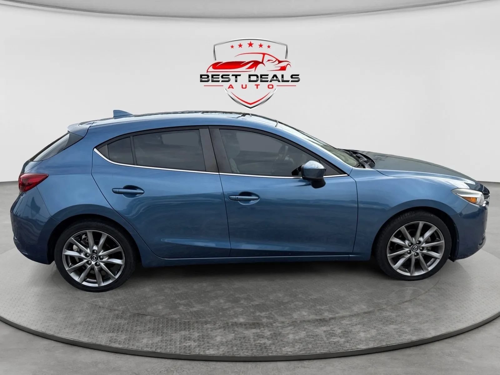 Used 2018 MAZDA MAZDA3 Grand Touring FWD image 6