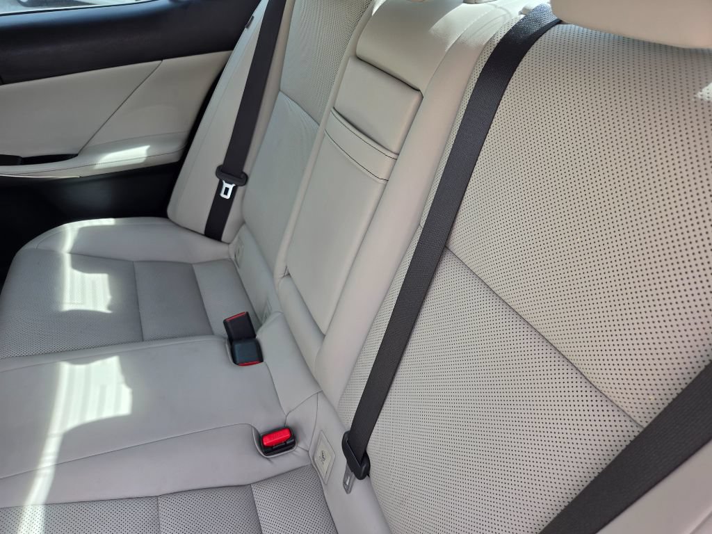 Used 2014 Lexus IS 250 RWD image 27