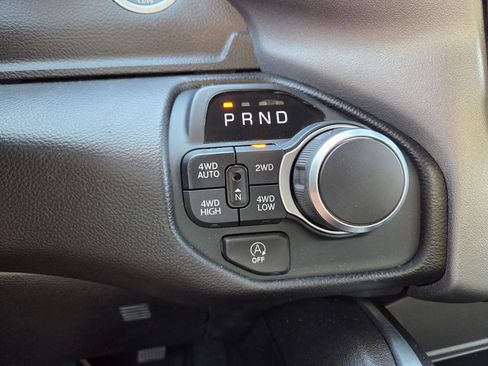 Used 2025 RAM 1500 Big Horn AWD/4WD image 28