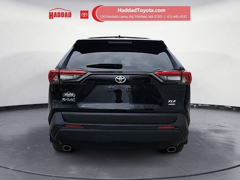 Used 2023 Toyota RAV4 XLE Premium AWD/4WD image 4