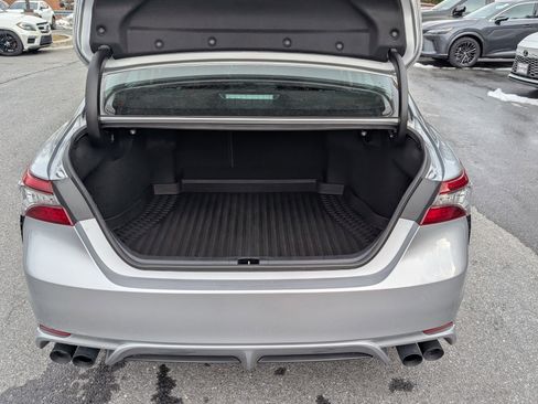 Used 2022 Toyota Camry XSE image 13