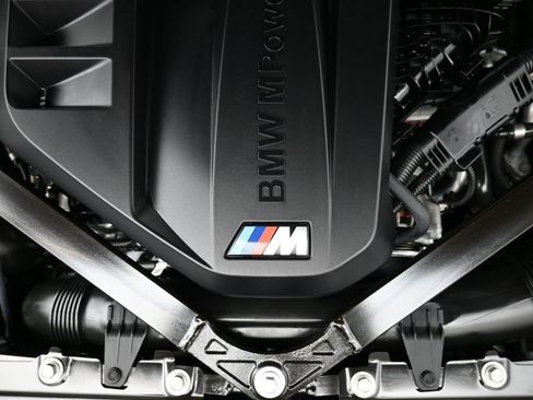 Used 2023 BMW M3 Competition w/ M Carbon Exterior Package image 30