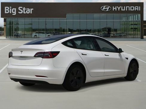 Used 2021 Tesla Model 3 Standard Range Plus RWD image 4