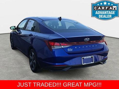 Used 2023 Hyundai Elantra SEL w/ Convenience Package FWD image 7