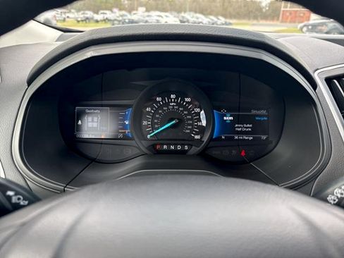 Used 2024 Ford Edge SE AWD/4WD image 13