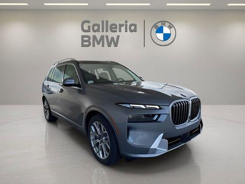 Used 2026 BMW X7 xDrive40i w/ Premium Package image 6