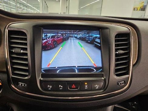 Used 2015 Chrysler 200 C w/ Navigation & Sound Group I FWD image 18