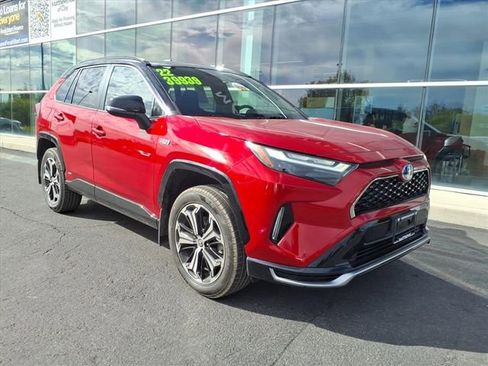 Used 2022 Toyota RAV4 XSE w/ Weather Package AWD/4WD image 7