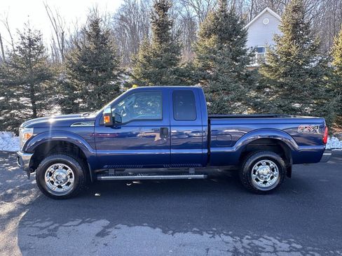 Used 2012 Ford F250 XLT w/ XLT Premium Pkg image 3