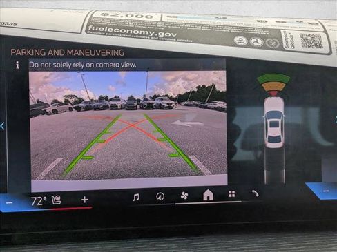 Used 2026 BMW 330i Sedan w/ Convenience Package image 10