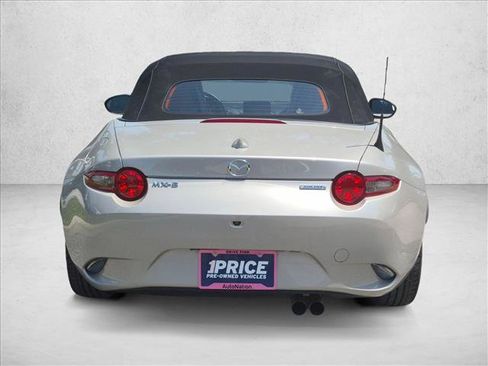 Used 2022 MAZDA MX-5 Miata Grand Touring w/ Weather Package RWD image 7