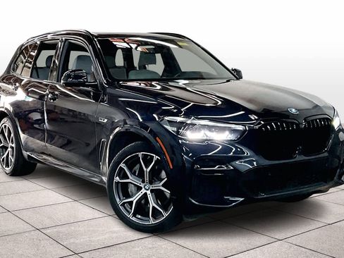 Certified 2023 BMW X5 xDrive45e w/ M Sport Package image 2