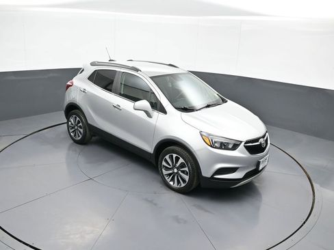 Used 2022 Buick Encore Preferred w/ Safety Package image 35