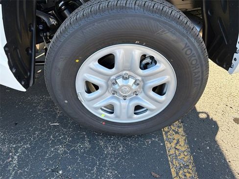 New 2026 Toyota Tundra SR image 17