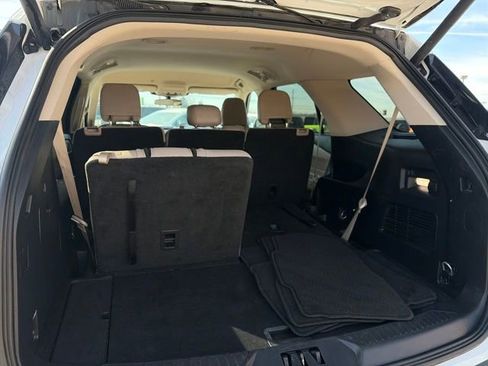 Used 2023 Ford Explorer XLT w/ Equipment Group 202A image 25