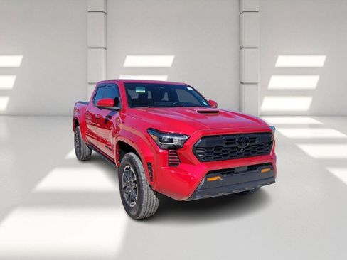 Used 2024 Toyota Tacoma TRD Sport w/ TRD Sport Premium Package image 3