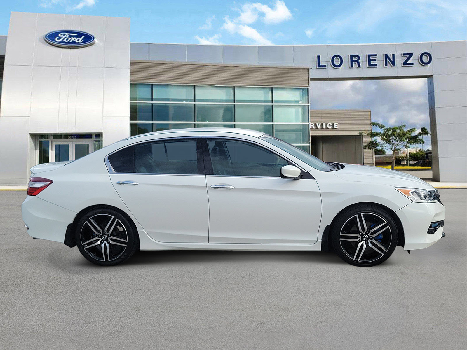 Used 2017 Honda Accord Sport image 4