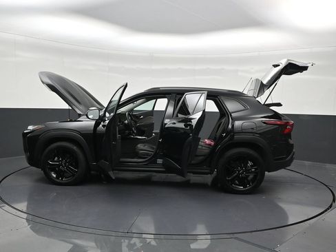 Used 2025 Chevrolet Trax ACTIV w/ Driver Confidence Package FWD image 33