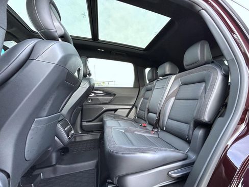 Used 2024 Lincoln Nautilus Reserve w/ Equipment Group 202A image 19