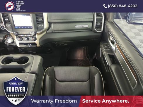 Used 2022 RAM 1500 Laramie AWD/4WD image 16