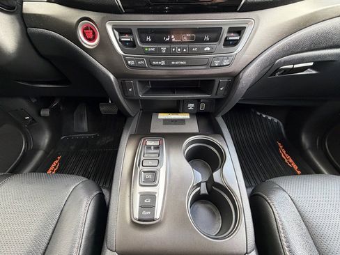 Used 2022 Honda Passport TrailSport image 17