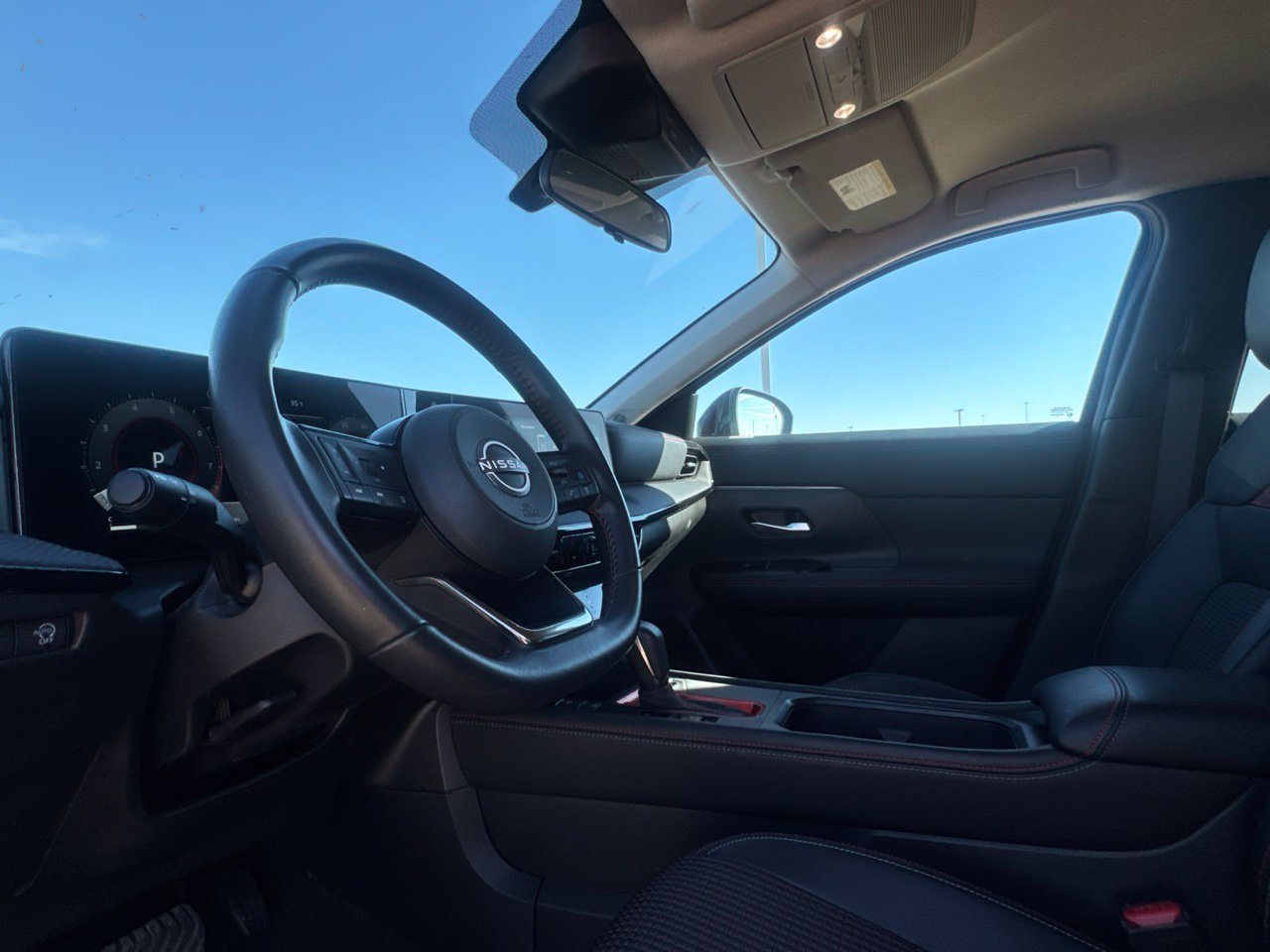 Certified 2026 Nissan Kicks SR FWD image 40