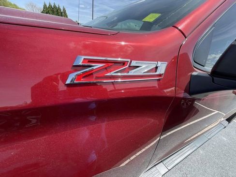 Used 2021 Chevrolet Silverado 1500 RST image 7