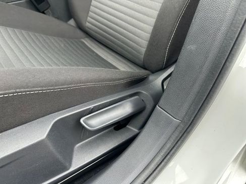 Used 2025 Volkswagen Jetta S FWD image 20