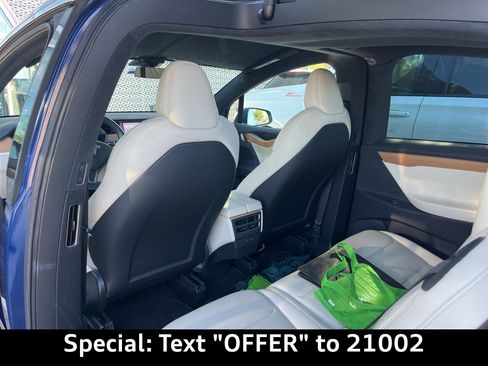 Used 2020 Tesla Model X Long Range image 11