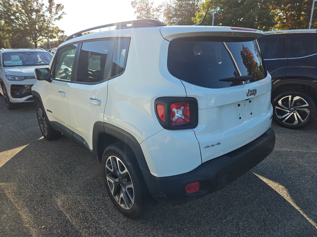 Used 2016 Jeep Renegade Latitude AWD/4WD image 2