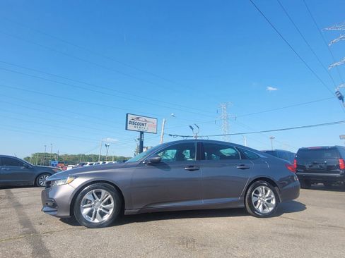 Used 2018 Honda Accord LX image 8