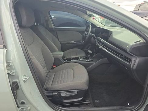 Certified 2025 Kia K4 EX FWD image 14