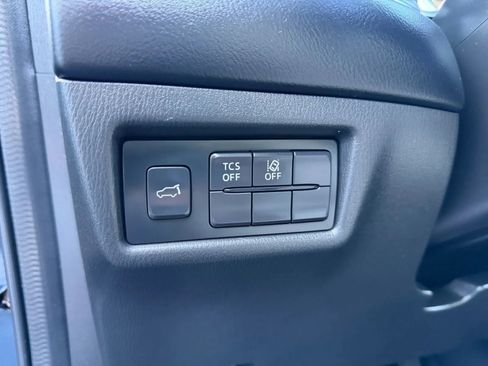 Used 2020 MAZDA CX-5 Touring FWD image 18