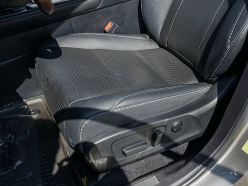 Used 2020 Lexus RX 350L FWD w/ Premium Package image 17