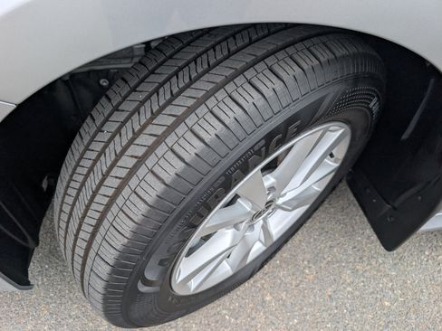 Used 2026 Toyota Camry LE FWD image 21