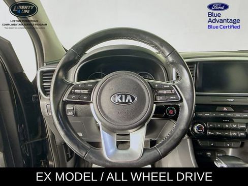 Used 2020 Kia Sportage EX image 11
