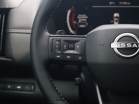 New 2026 Nissan Pathfinder Platinum AWD/4WD image 10