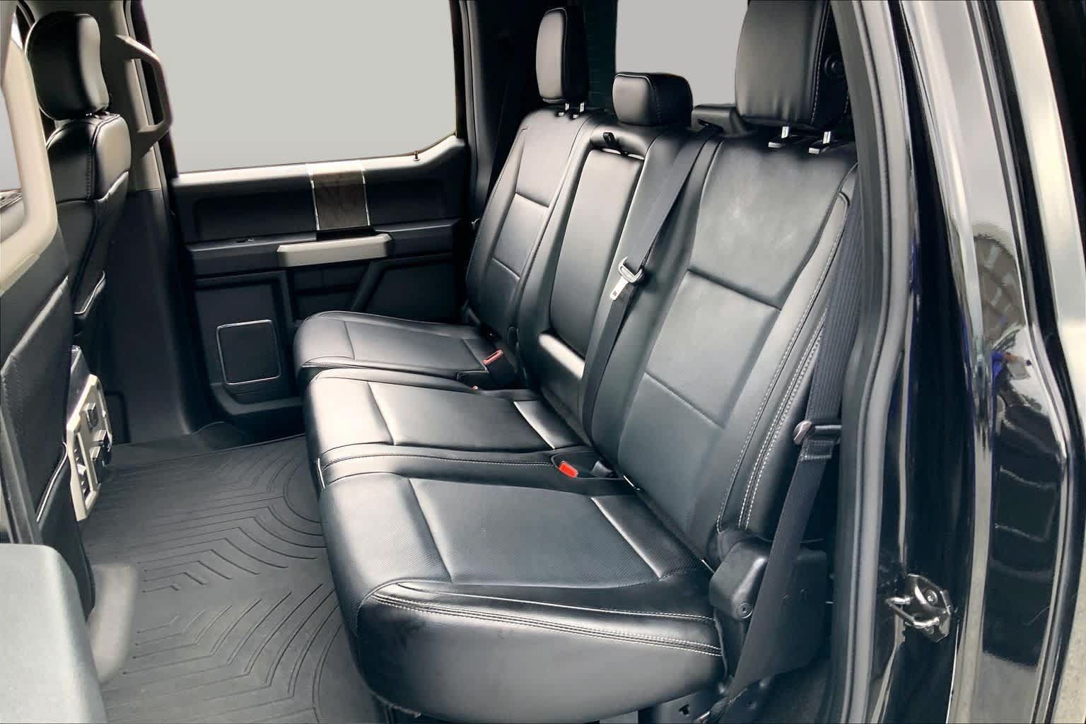 Used 2018 Ford F250 Lariat w/ Chrome Package AWD/4WD image 19